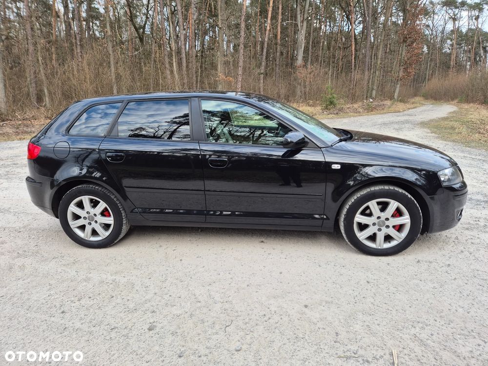 Audi A3 Sportback 2.0 TDI DPF Ambition - 4