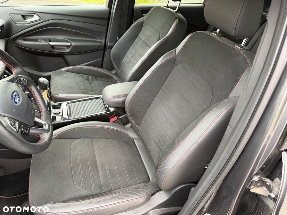 Ford Kuga 1.5 EcoBoost FWD ST-Line - 7