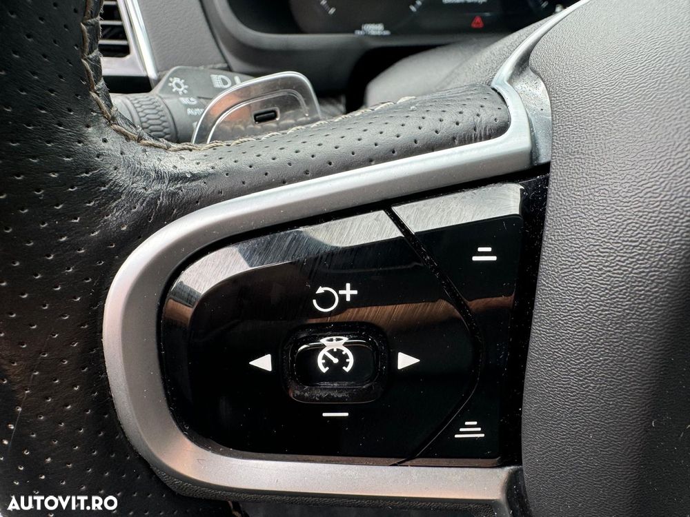 Volvo XC 90 B5 MHEV AWD 7 locuri R-Design - 18