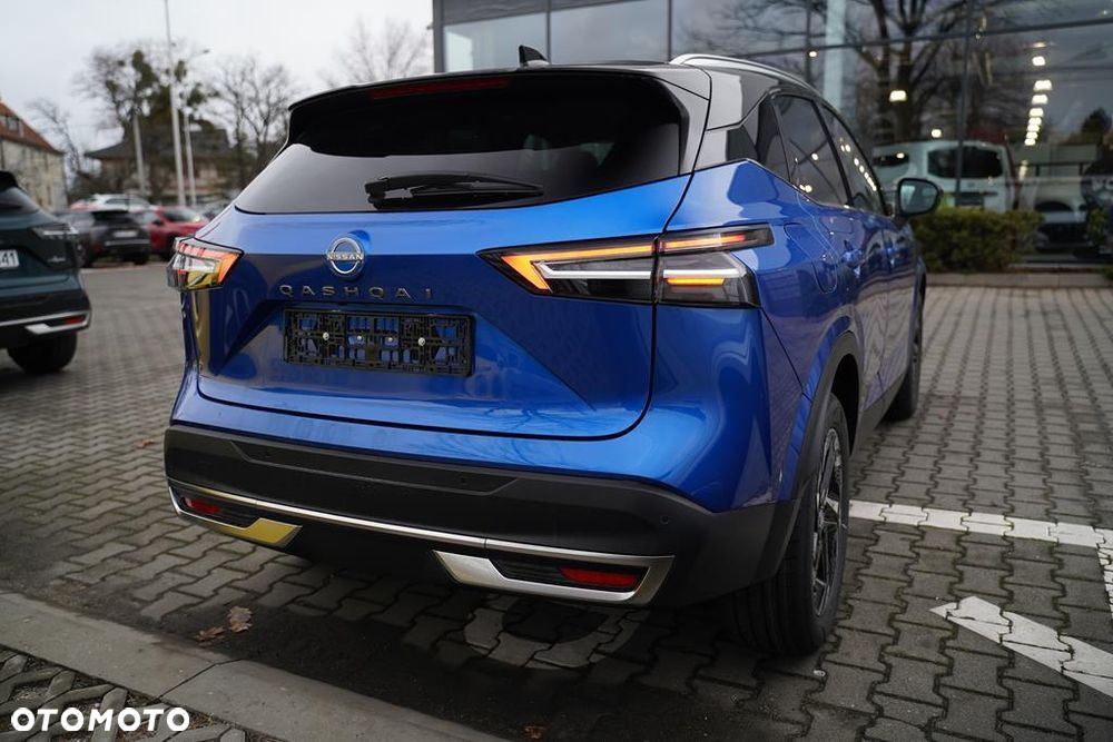 Nissan Qashqai 1.3 DIG-T mHEV N-Connecta Xtronic - 4