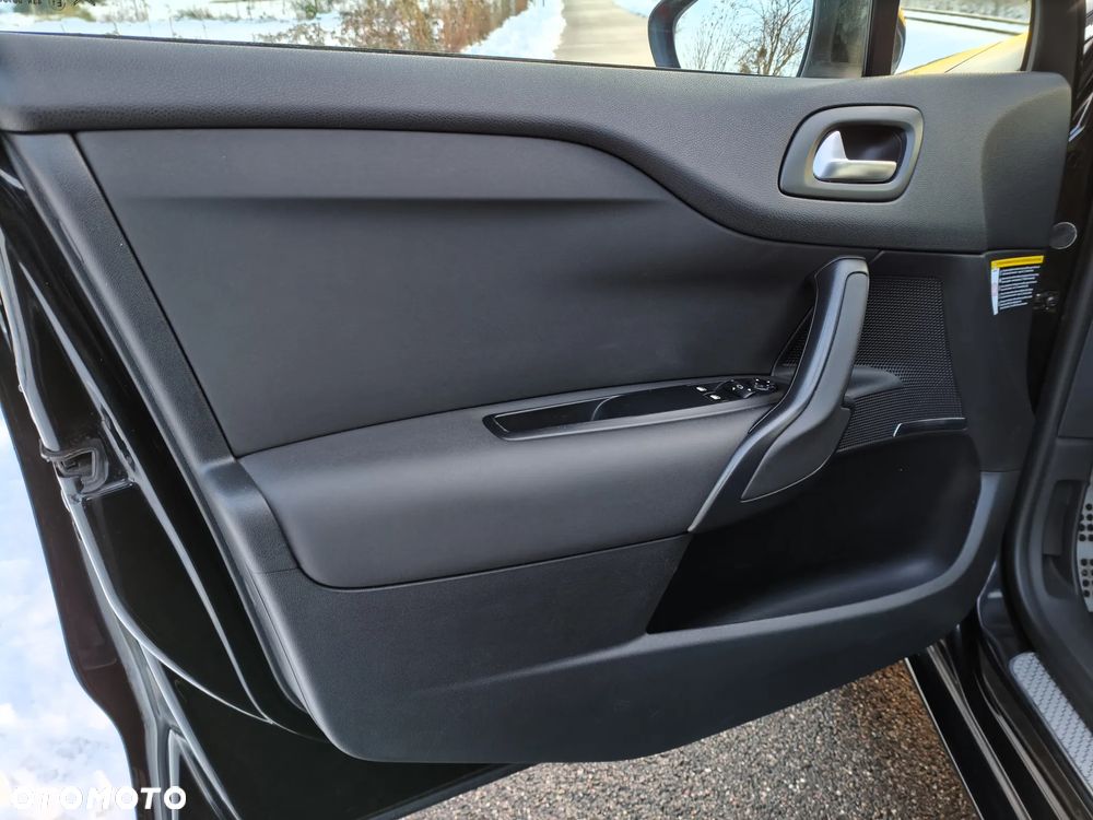 Citroën DS4 HDi 165 SoChic - 20