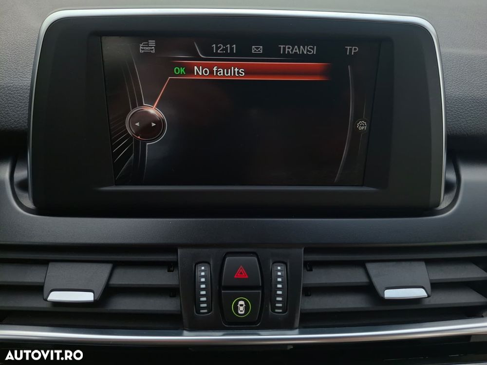 BMW Seria 2 220i AT Luxury Line - 21