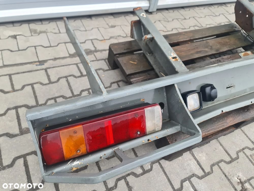 ZDERZAK TYŁ Z LAMPAMI BELKA VOLVO FH FM - 2