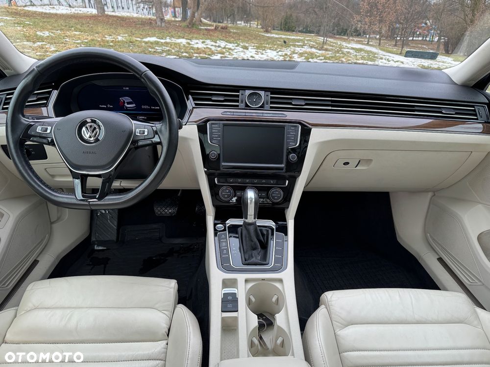 Volkswagen Passat 1.8 TSI BMT Highline DSG - 9