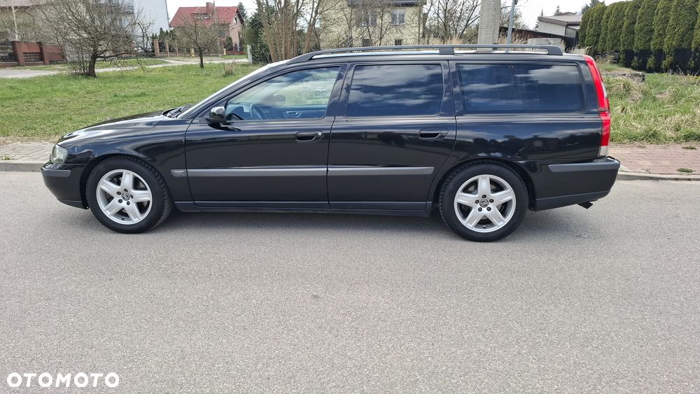 Volvo V70 2.4 - 18