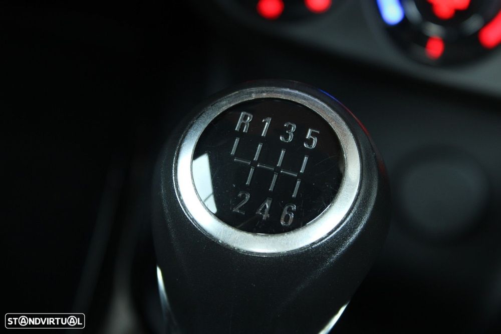 Opel Adam 1.0 T Rocks - 33