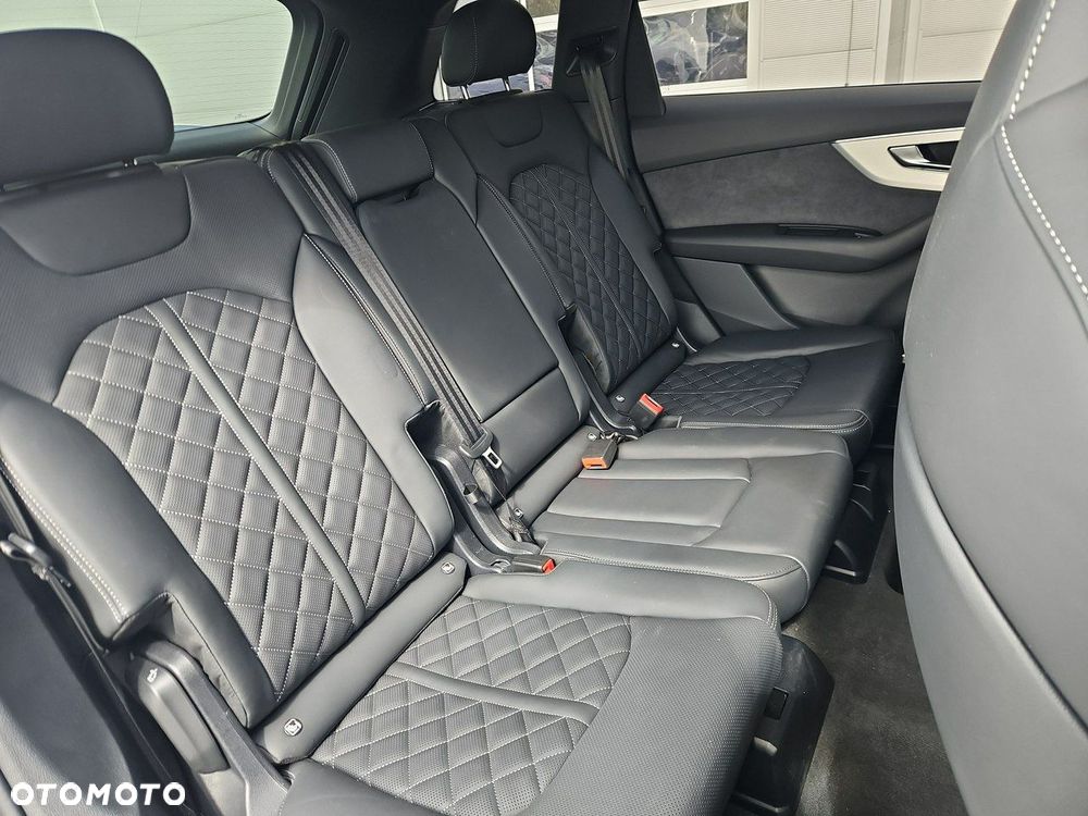 Audi Q7 - 31