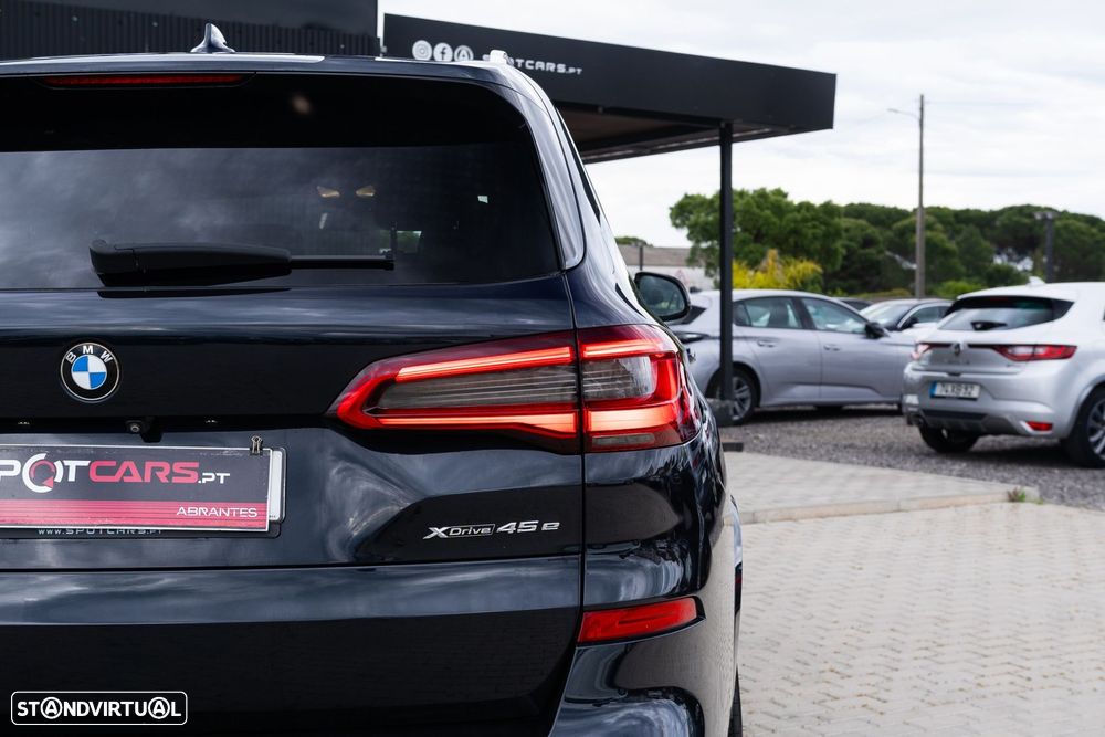 BMW X5 45 e xDrive Pack M - 9
