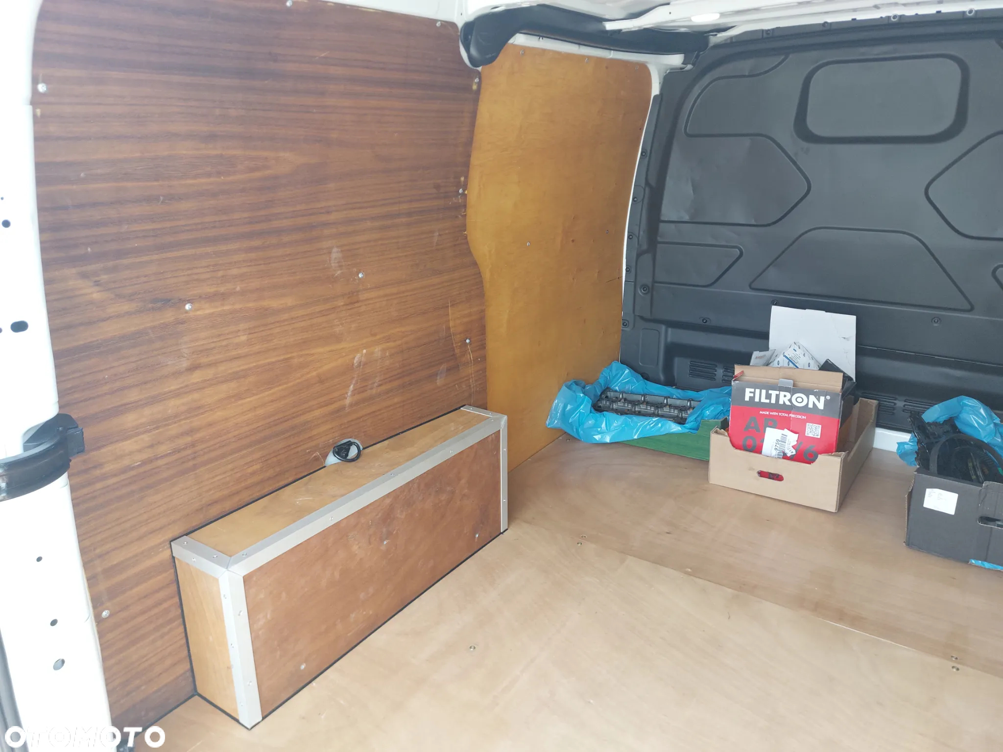 Ford Transit Custom - 28