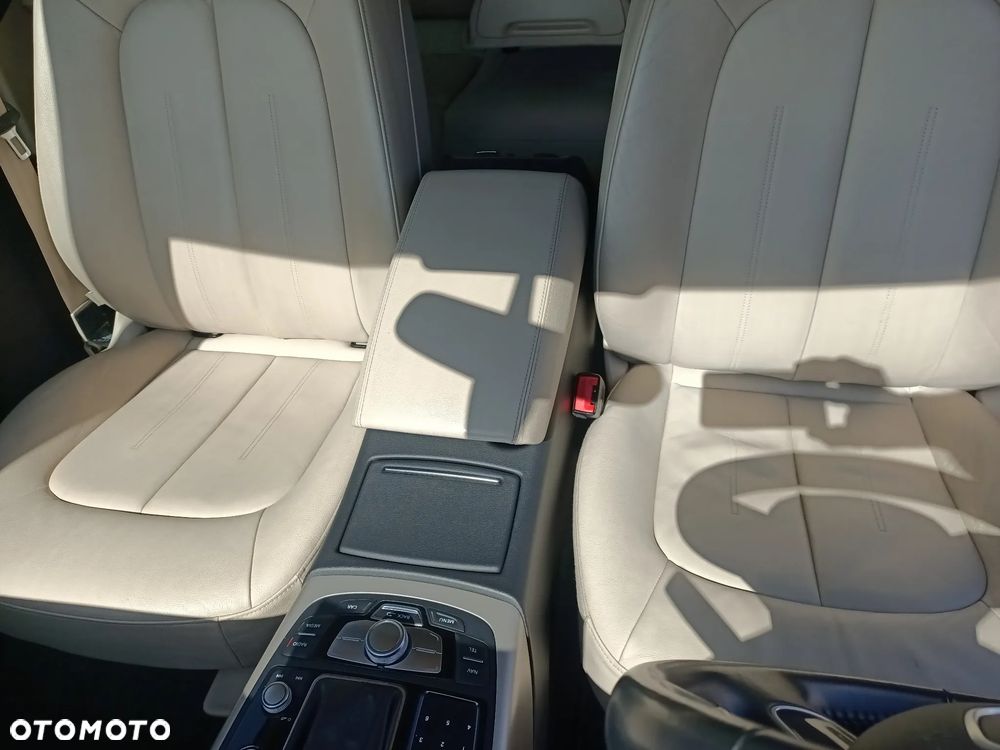 Audi A6 Avant 2.0 TDI ultra S tronic - 14