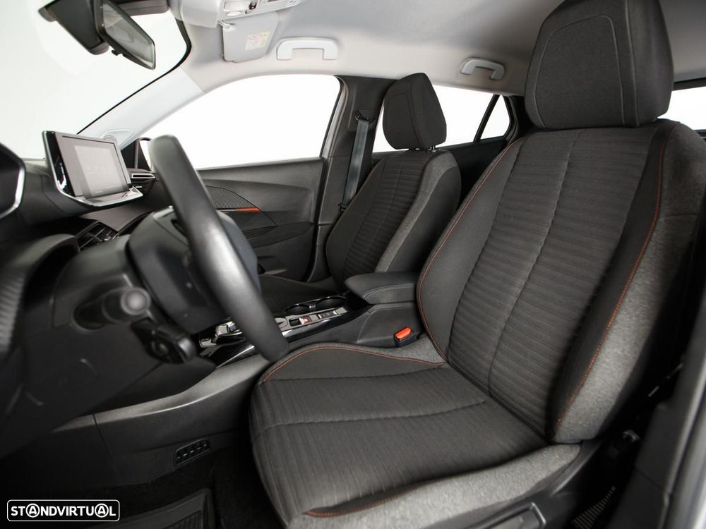 Peugeot e-2008 50 kWh Active - 8