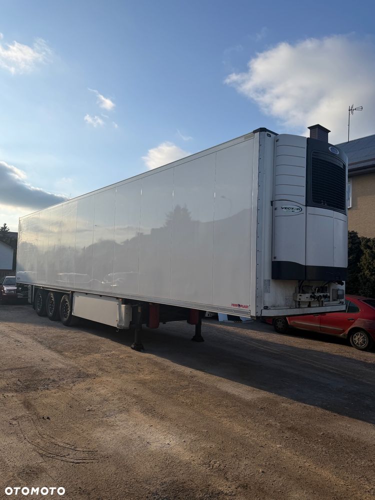 Schmitz Cargobull - 1