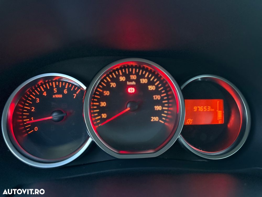 Dacia Lodgy 1.5 Blue dCi Laureate - 10