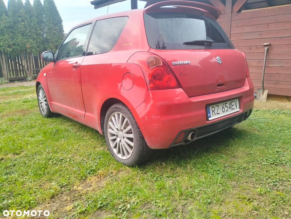 Suzuki Swift 2009 photo 3