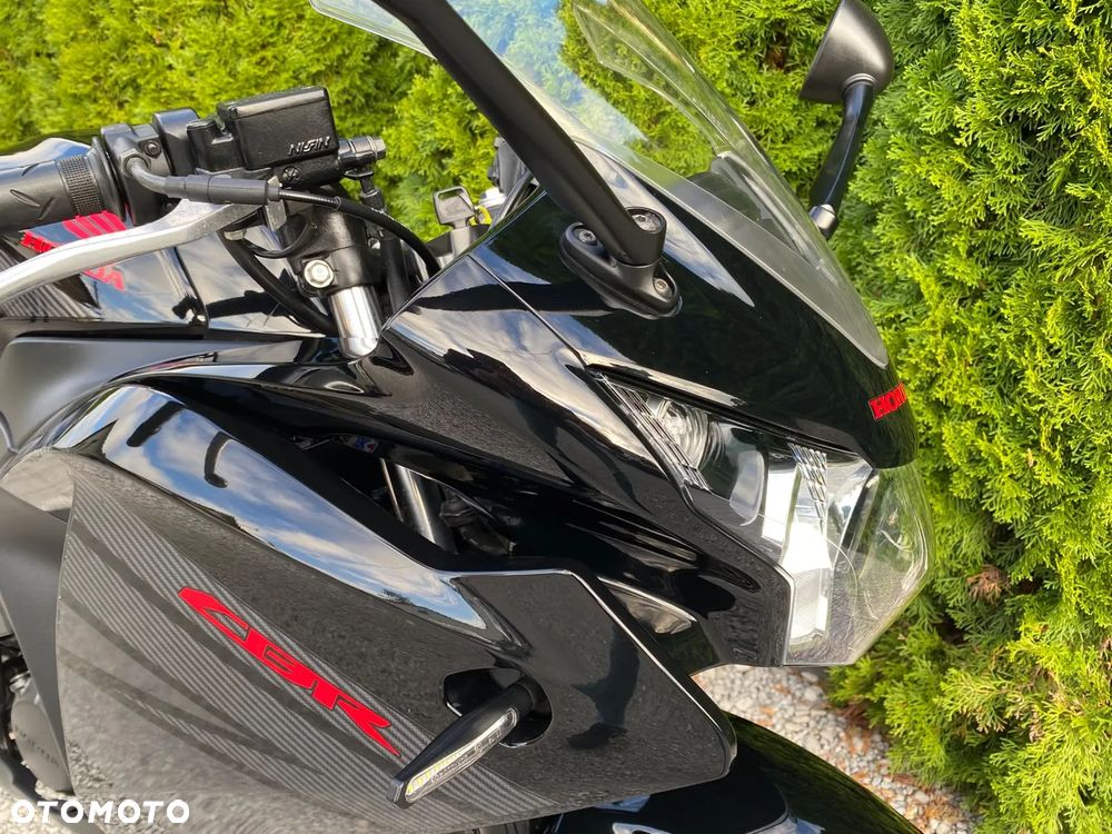 Honda CBR - 17