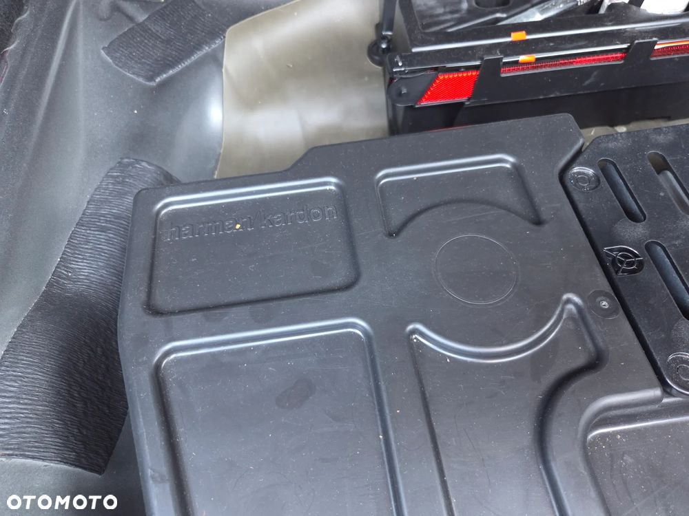 Mercedes-Benz GLA 220 d 4Matic 7G-DCT Style - 20