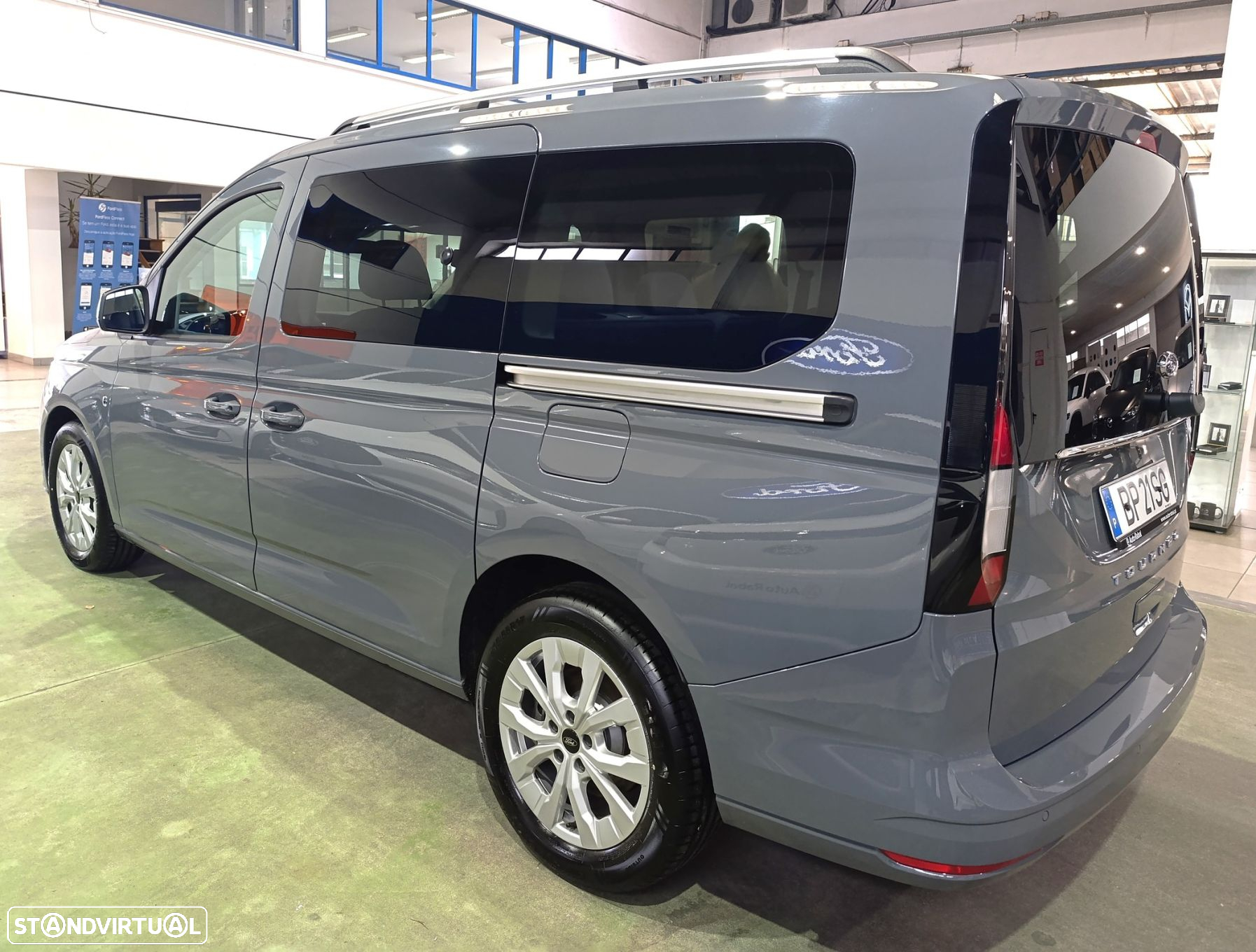 Ford Tourneo Connect 2.0 TDCi Titanium Aut. - 5