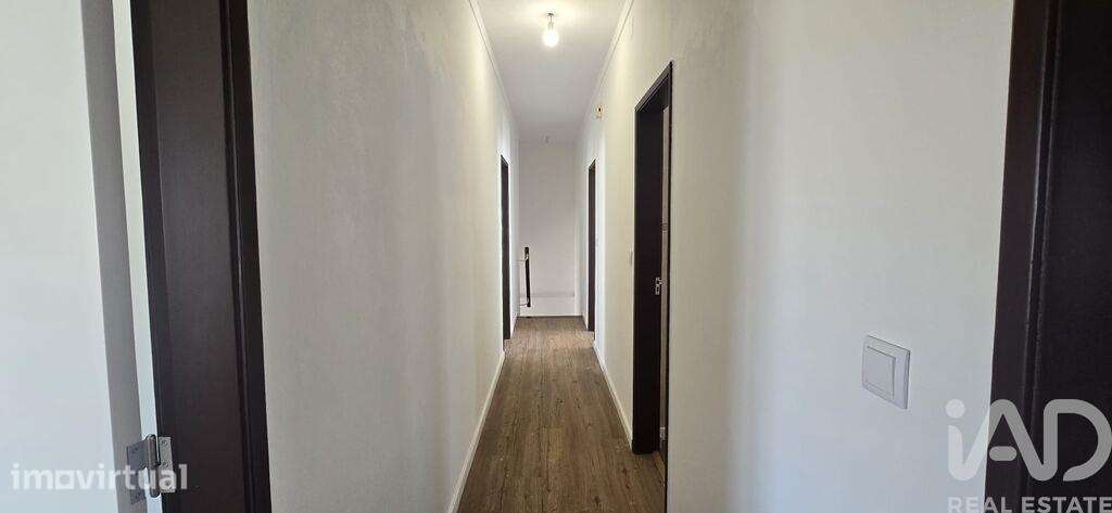 Apartamento T2 em Cadaval e Pêro Moniz de 120 m2 - Grande imagem: 4/33