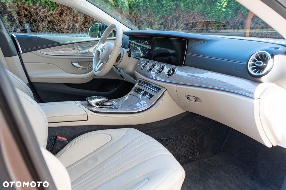 Mercedes-Benz CLS 350 d 4-Matic 9G-TRONIC - 6