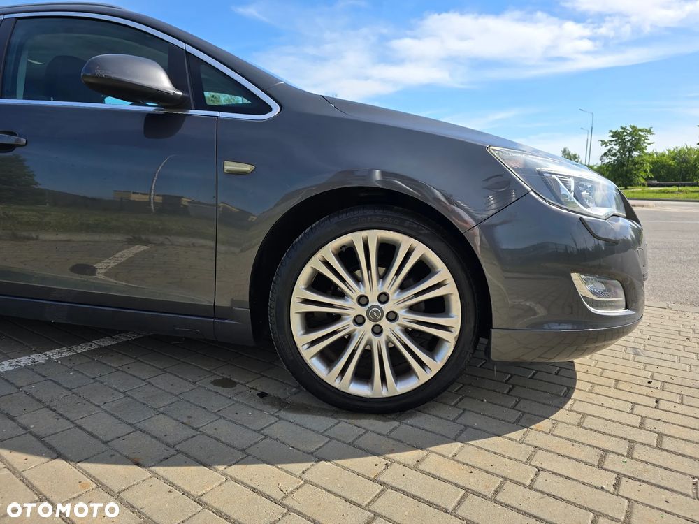 Opel Astra 1.4 T Sport - 8