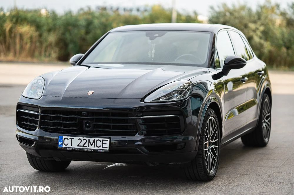 Porsche Cayenne - 2