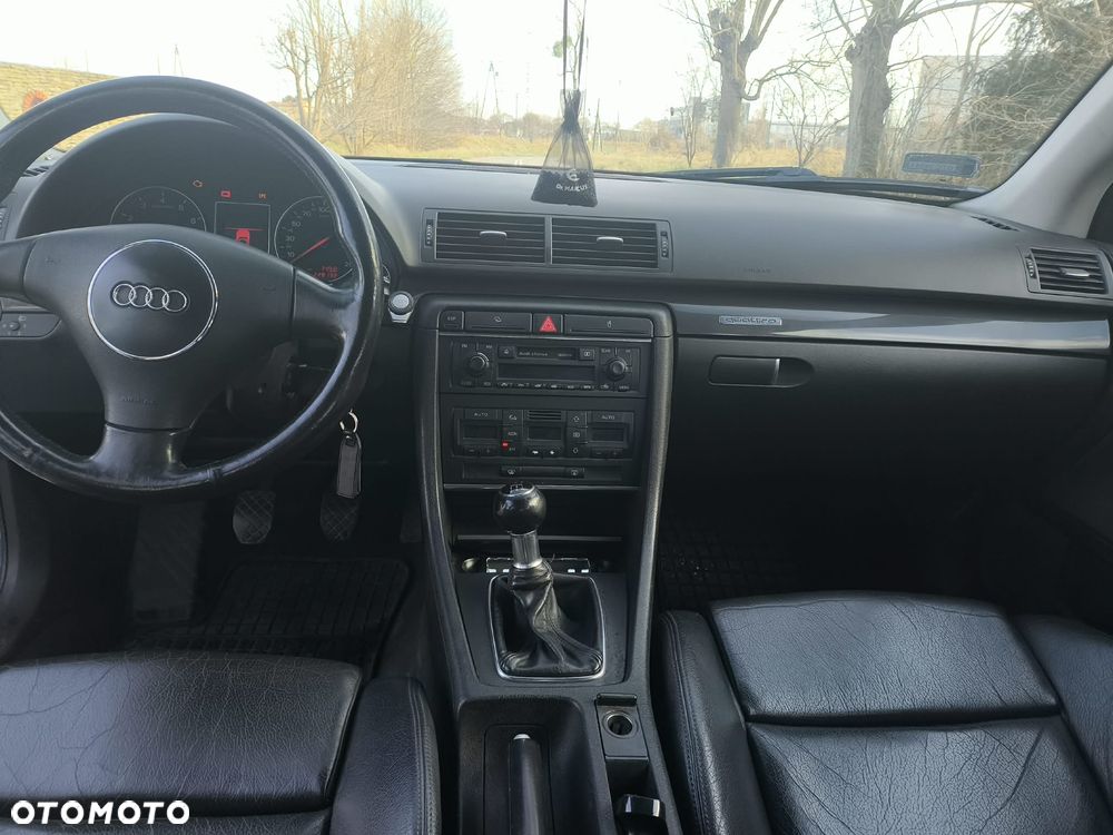 Audi A4 Avant 1.8T Quattro - 17