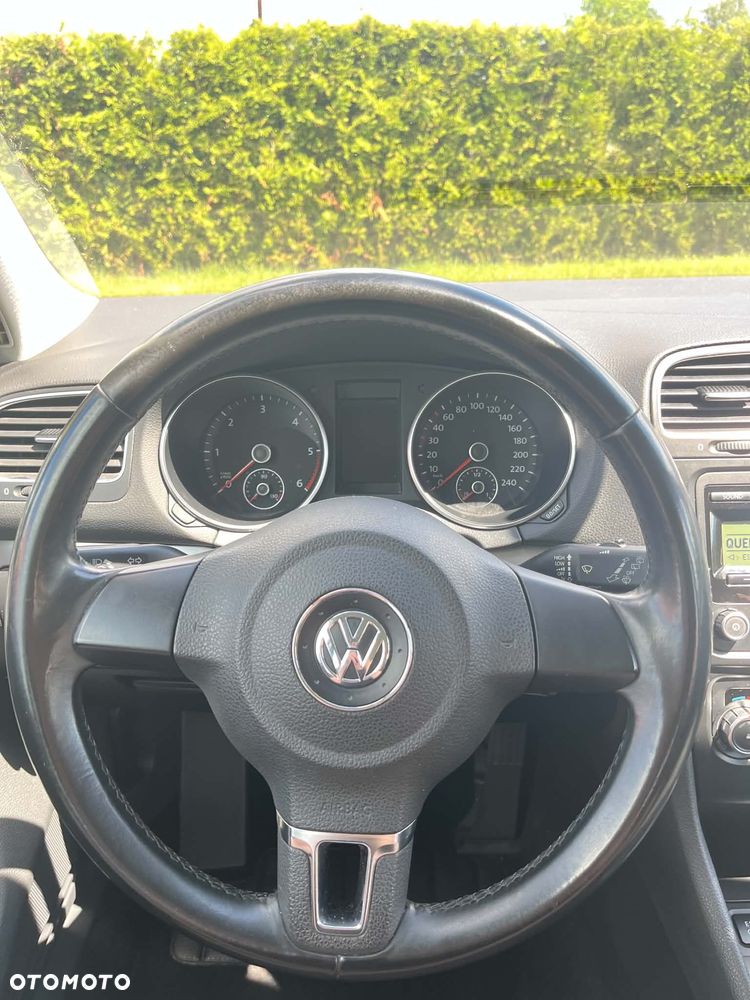 Volkswagen Golf 1.6 TDI Highline - 14