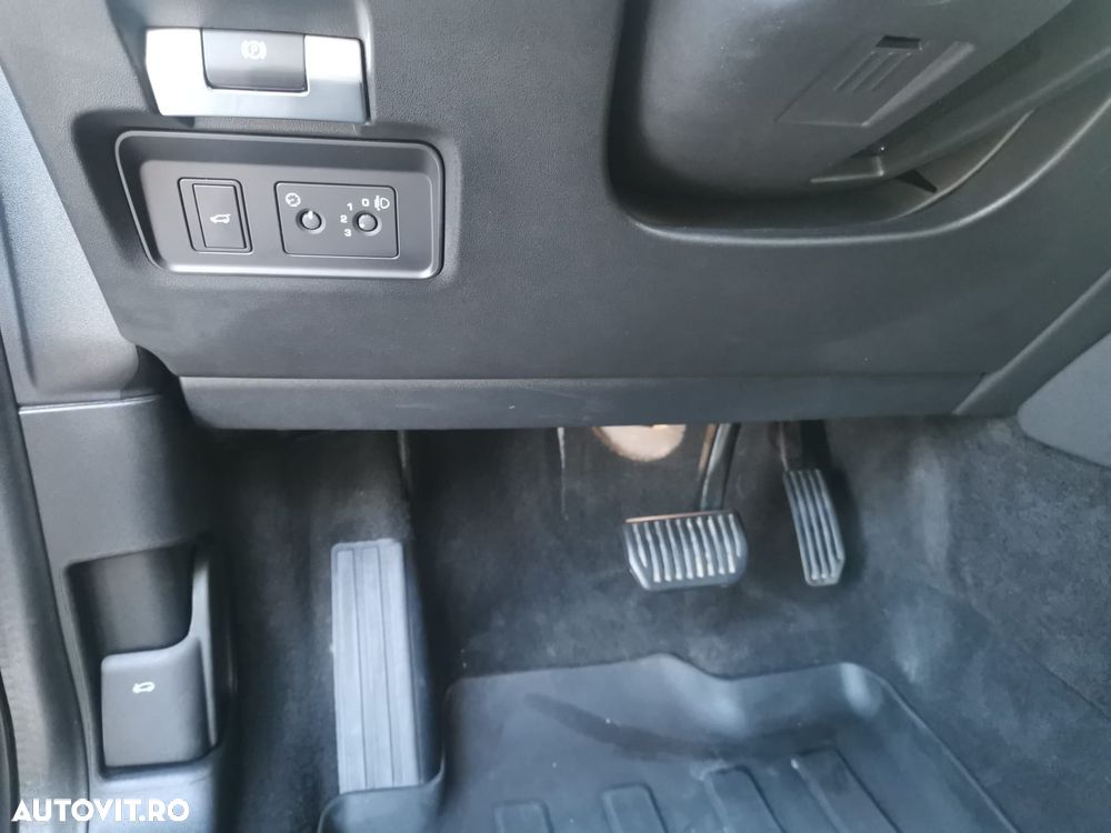 Land Rover Discovery Sport - 7