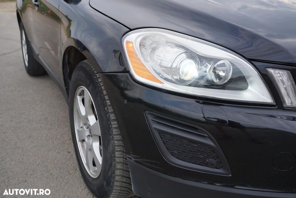 VOLVO XC60 2011 — imagine 11