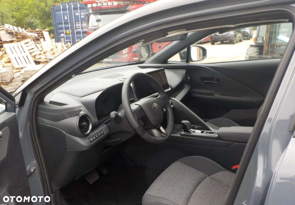Toyota C-HR - 17
