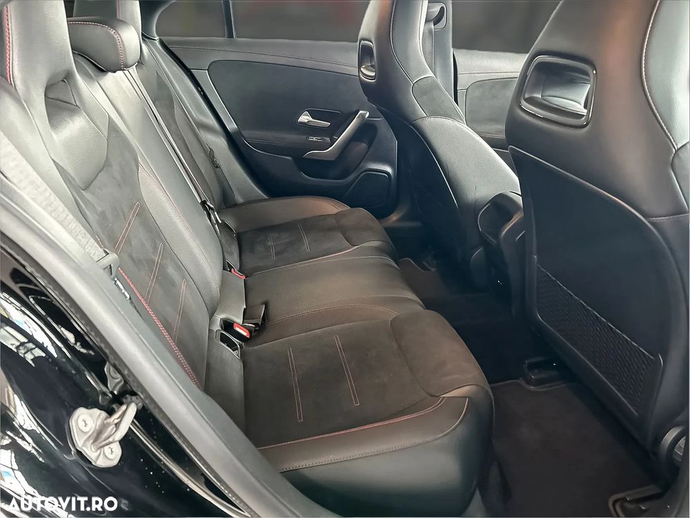 Mercedes-Benz CLA 250 e 8G-DCT AMG Line - 12