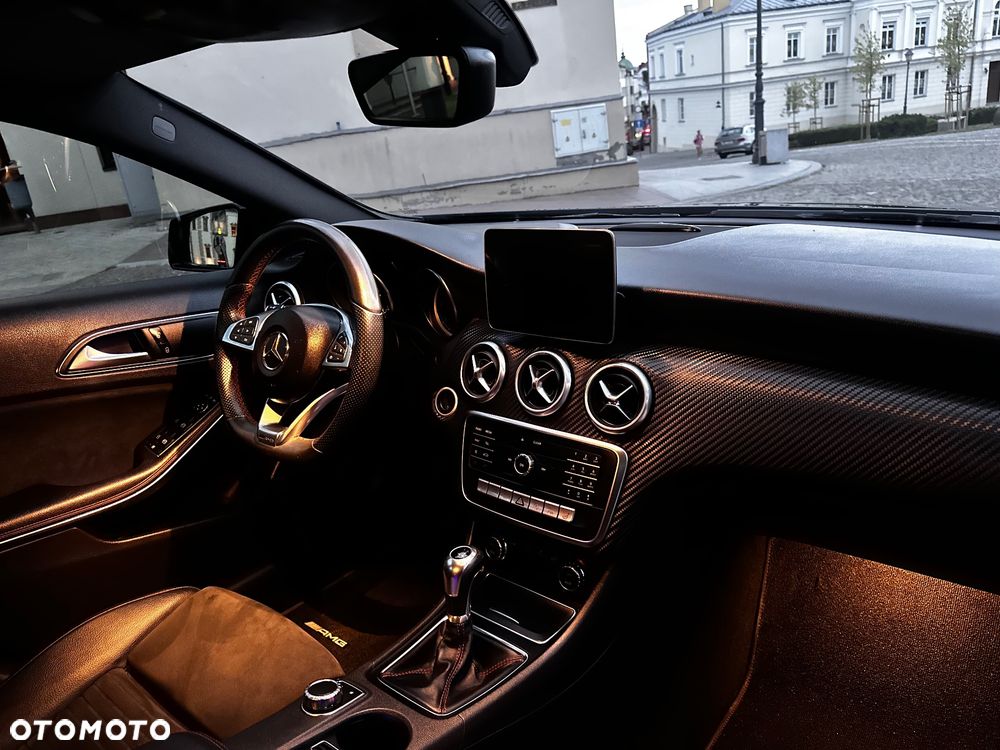 Mercedes-Benz Klasa A 180 d AMG Line - 19