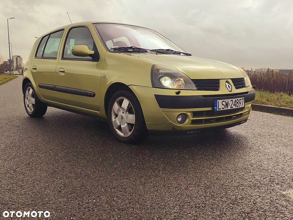 Renault Clio - 2