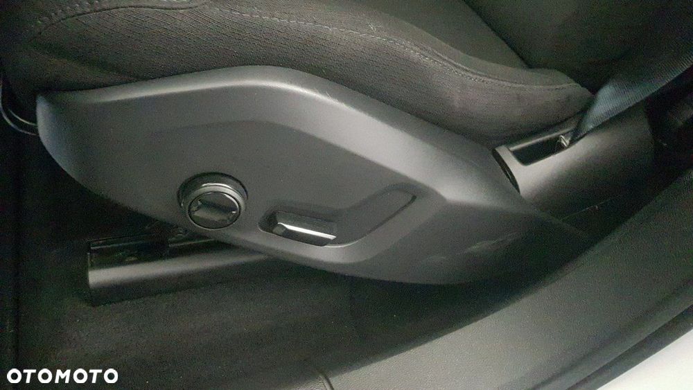 Volvo XC 60 - 25
