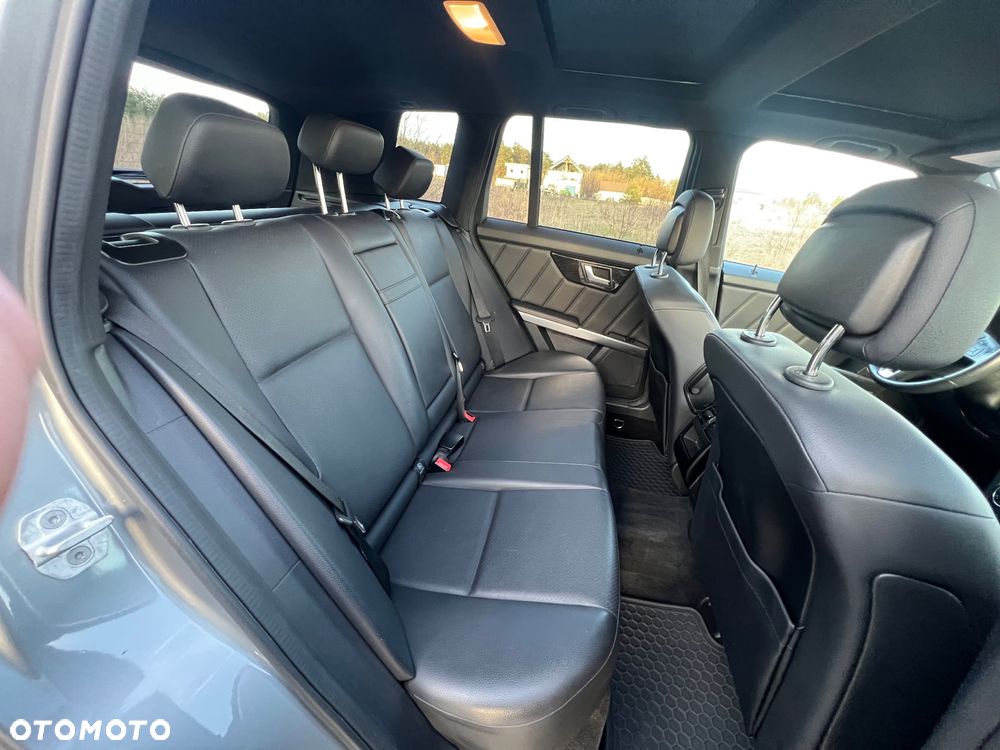 Mercedes-Benz GLK - 25