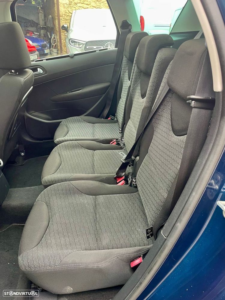 Peugeot 308 SW 1.6 HDi Premium CVM6 - 8