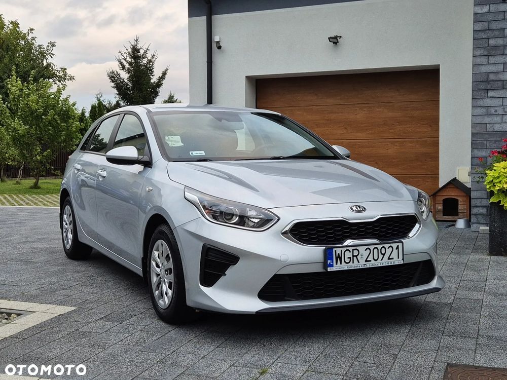 Kia Ceed 1.6 CRDi SCR M - 9