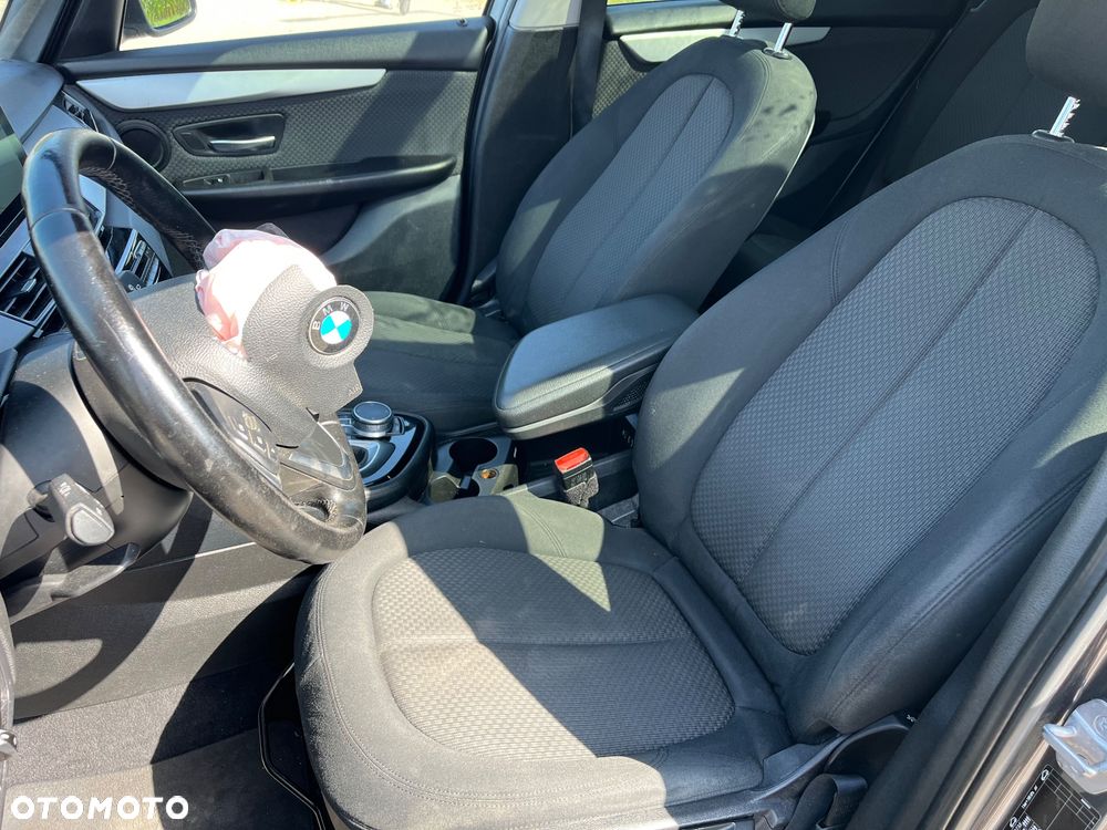BMW Seria 2 220d Gran Tourer - 11