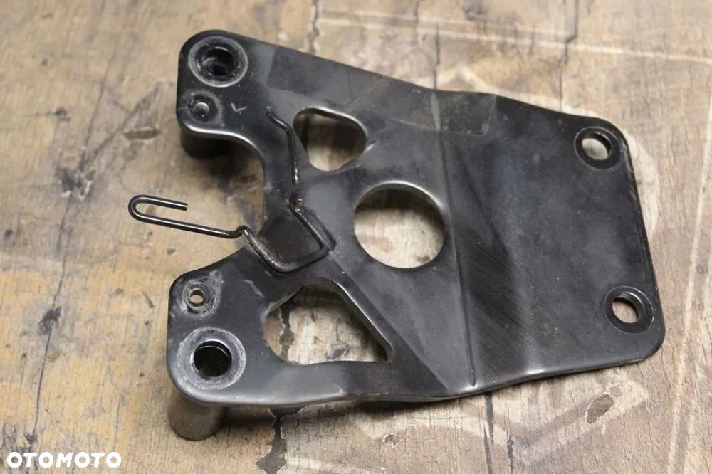 UCHWYT MOCOWANIE SILNIKA XV1900 MIDNIGHT STAR - 3