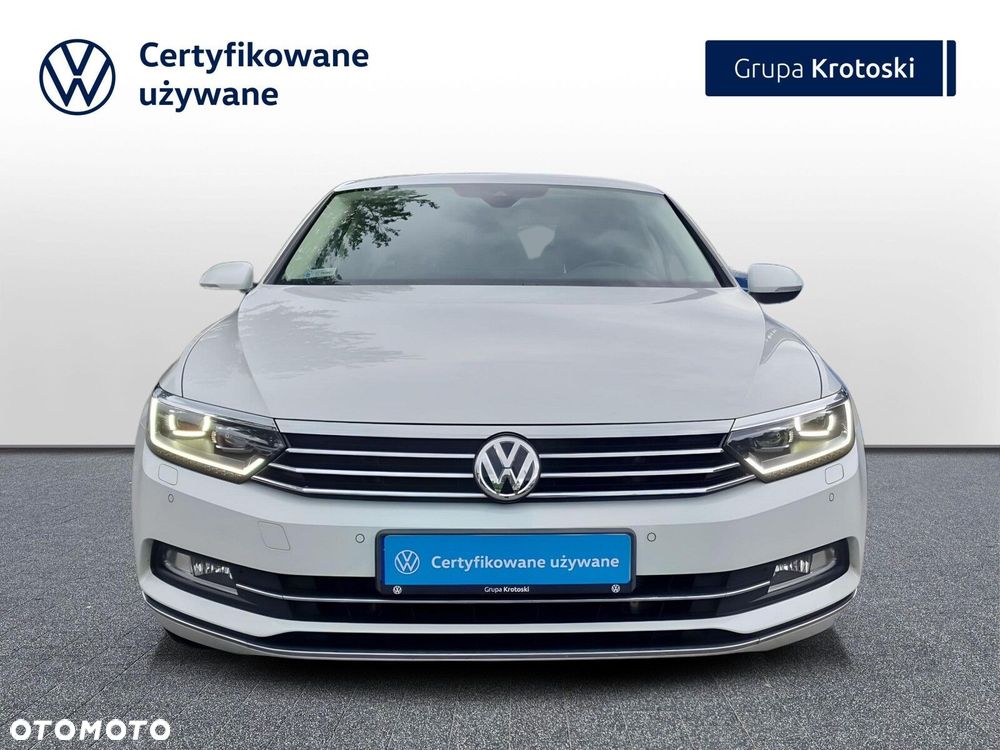 Volkswagen Passat 2.0 TDI SCR Highline - 9
