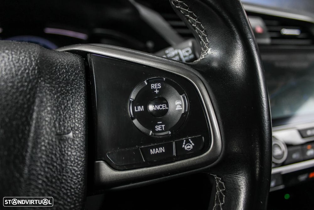 Honda Civic 1.0 i-VTEC Executive Premium - 34