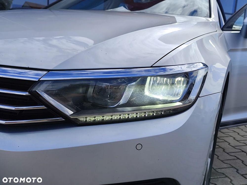 Volkswagen Passat 1.4 TSI BMT Trendline - 15