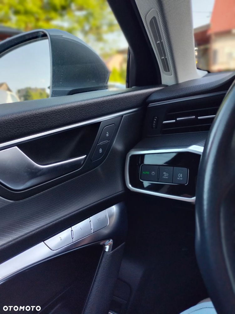 Audi A6 Avant 40 TDI S tronic design - 12