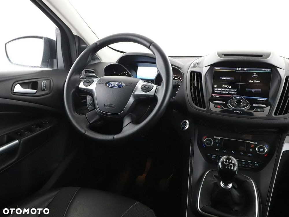 Ford Kuga 2.0 TDCi 4x4 Titanium - 17