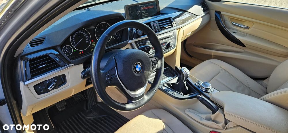 BMW Seria 3 316d Edition Luxury Line Purity - 12
