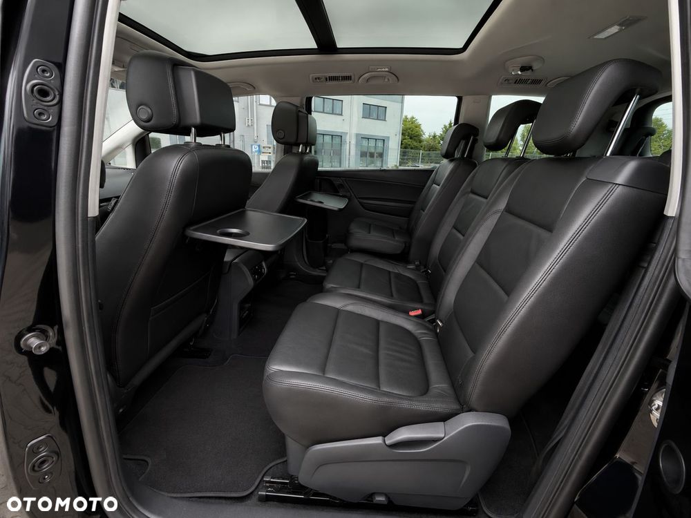 Volkswagen Sharan 2.0 TDI Highline DSG - 13