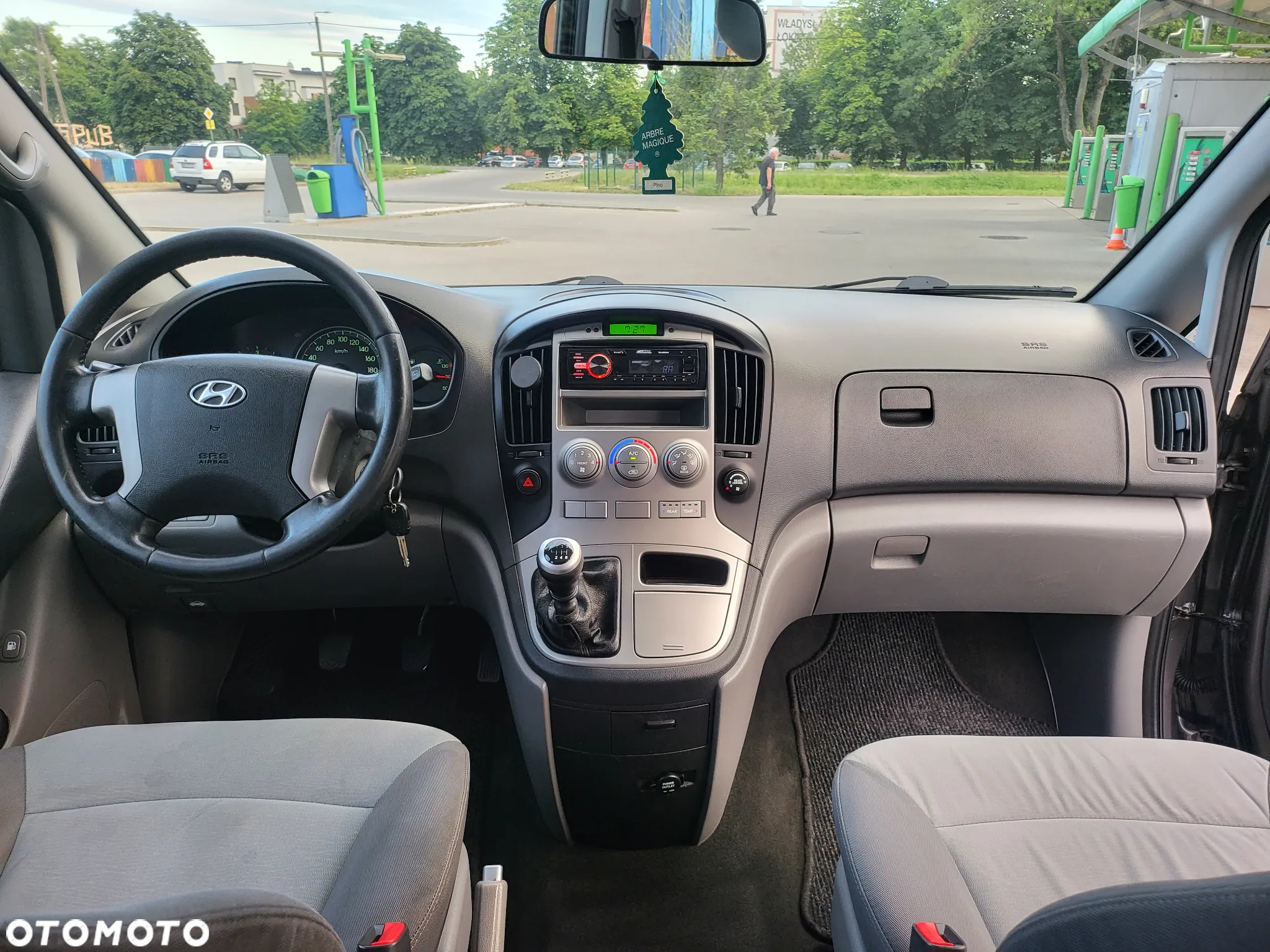 Hyundai H-1 2.5 CRDi Travel Family - 9