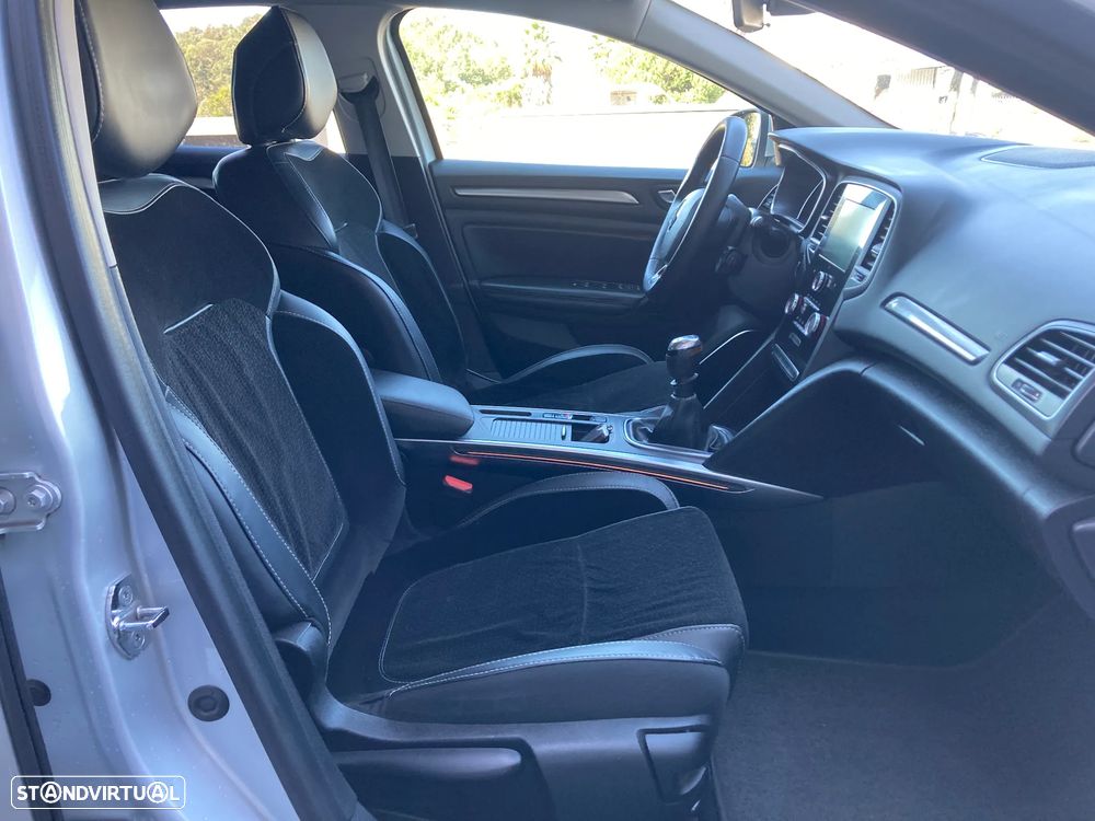 Renault Mégane Sport Tourer 1.6 dCi Intens - 23