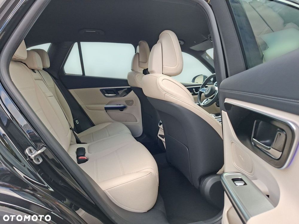Mercedes-Benz GLC - 15