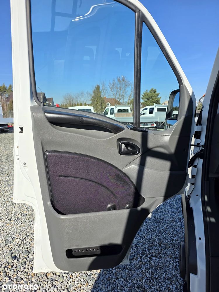 Iveco 35C17 3,0 HPI 170 KONNA DOKA BRYGADÓWKA 7 OSOBOWA 3,2M SKRZYNIA KLIMA 147T/KM PRZEBIEGU GWARANCJA BLIŻNIAKI DO 3,5T WEBASTO - 16